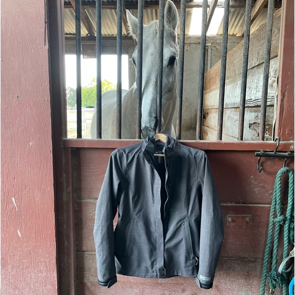 Riding Jacket Rain Coat Hooded Ladies Size S Water Repellent Waterproof - Picture 13 of 13